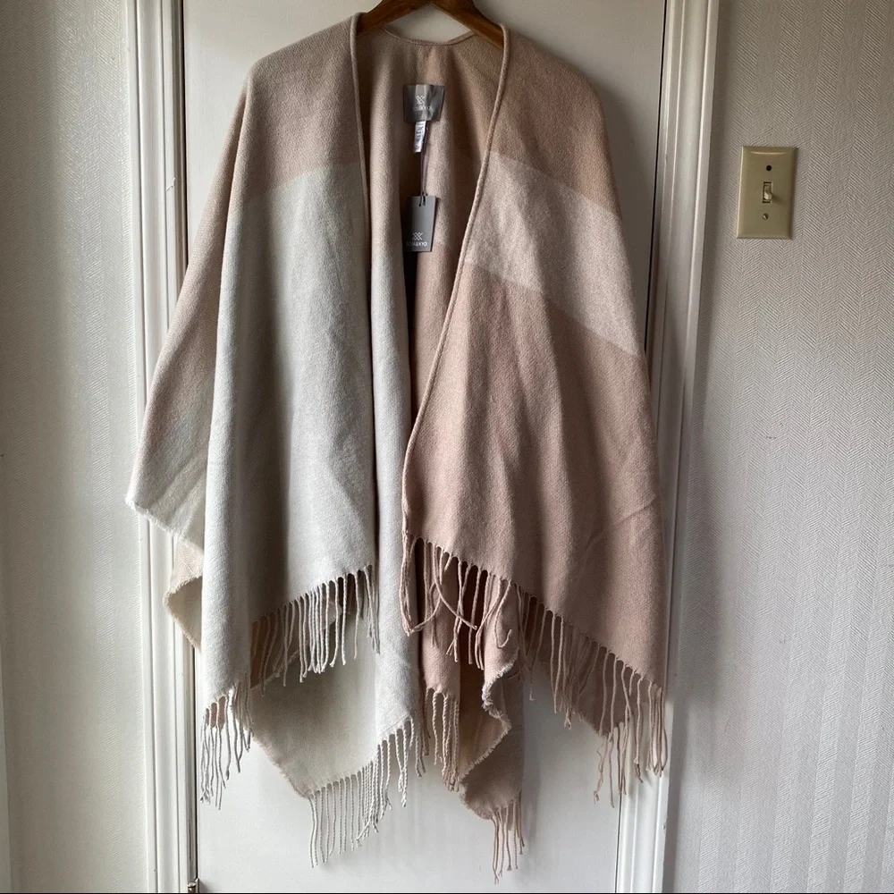SOIA & KYO Woven Scarfigan Blanket With Fringe NWT